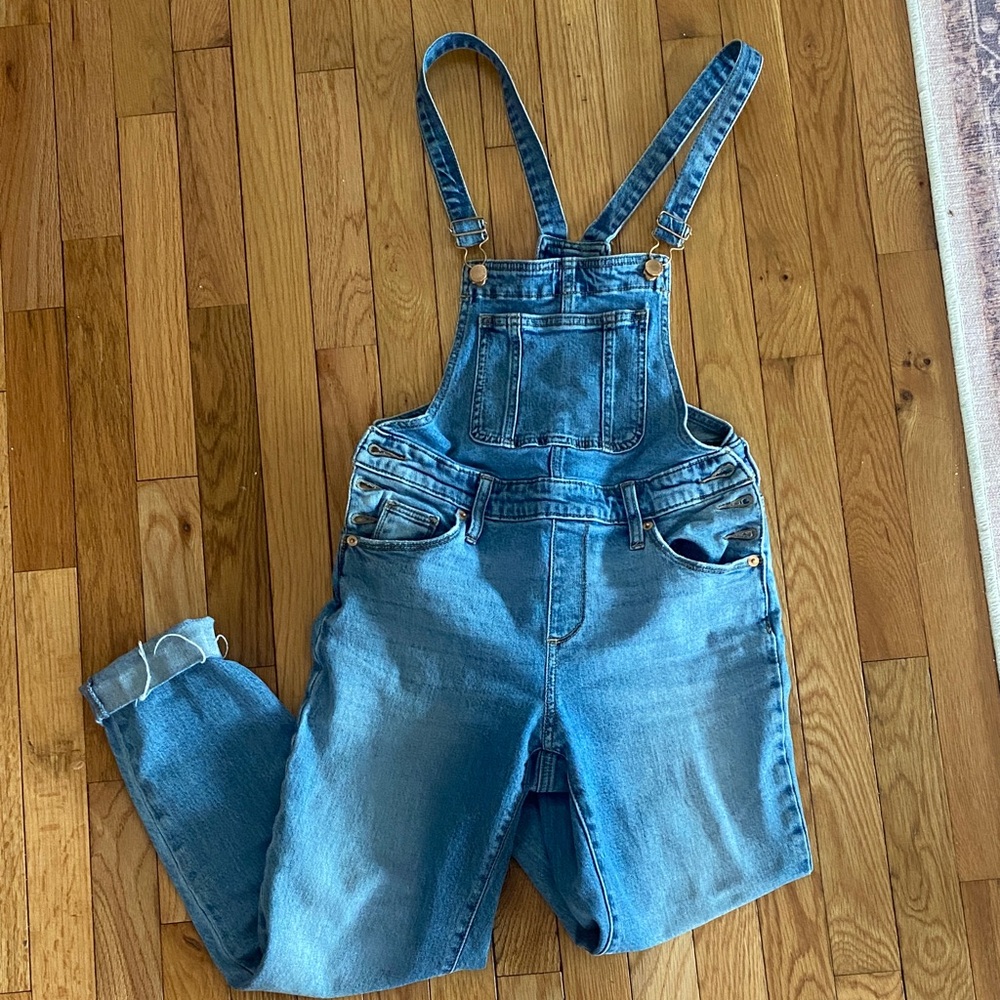 Universal Thread Light Blue Denim Women's Overalls